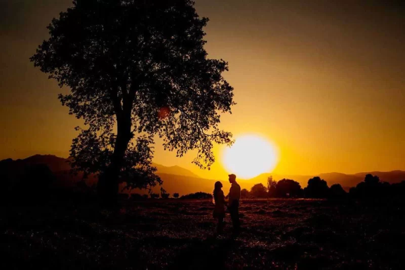 Konya Beyşehir dış çekimlerinde doğal, samimi ve zamansız fotoğraflar.