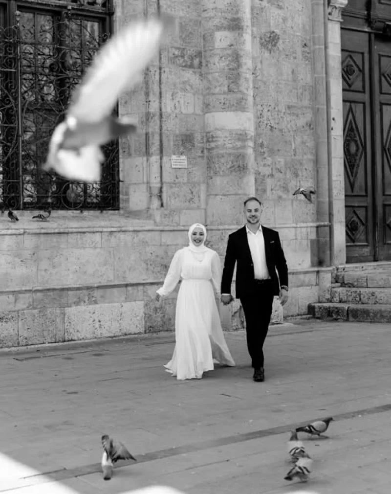 Her sokağın ayrı bir hikâyesi, her karenin içinde Özkan Foto Film dokunuşu.