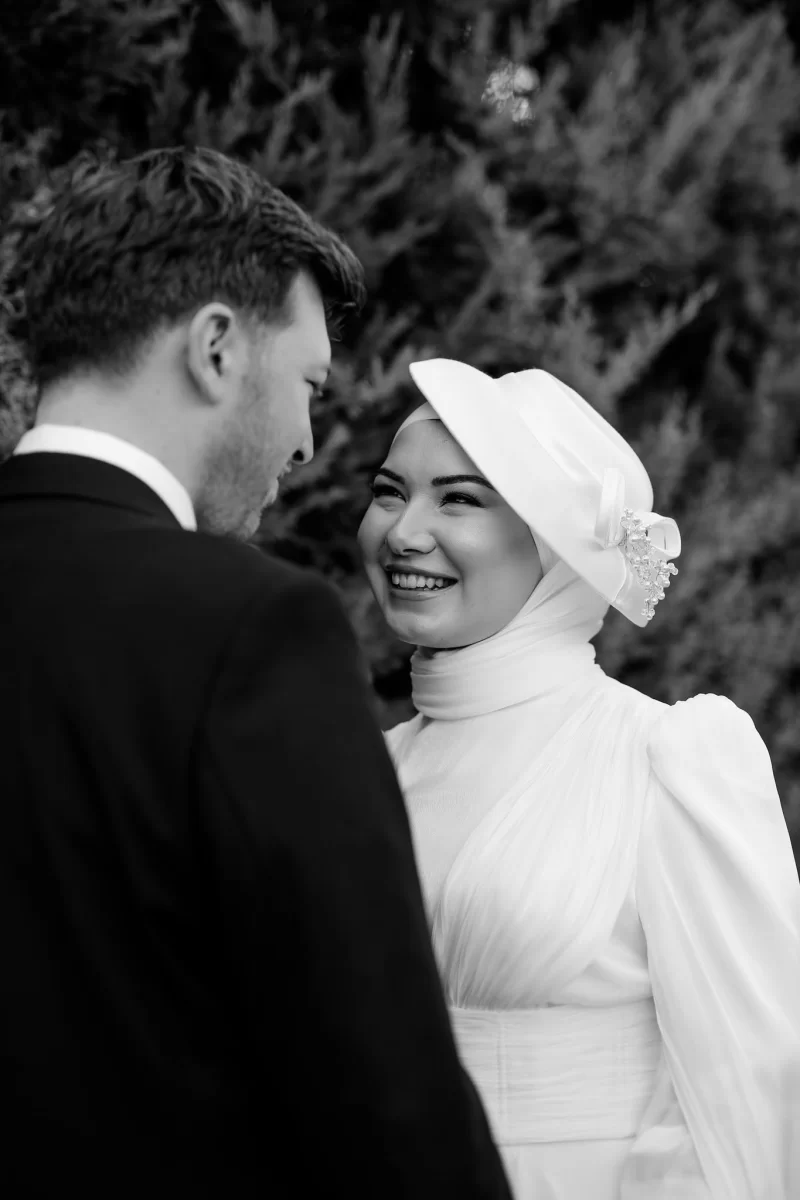 En özel “evet” anı, Özkan Foto Film ile zamansız bir hatıraya dönüşür.