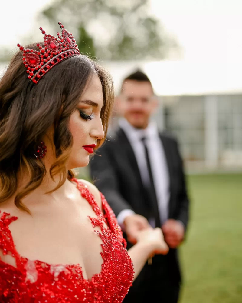 En özel “evet” anı, Özkan Foto Film ile zamansız bir hatıraya dönüşür.